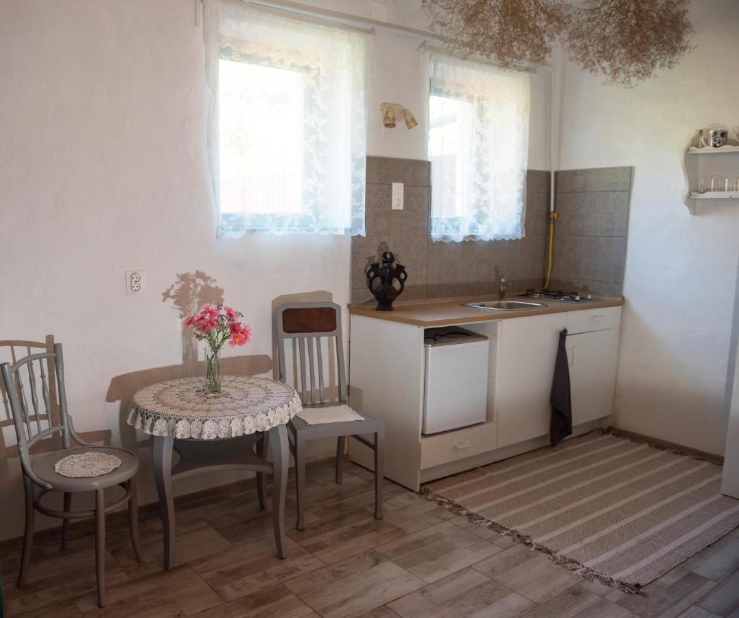 Vankos Vendeghaz Mindszent Exterior foto