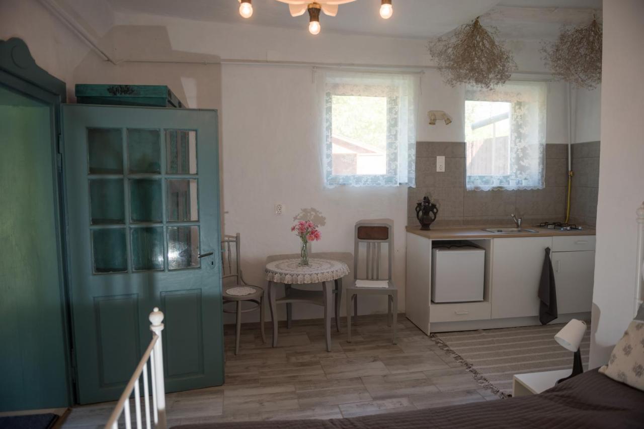 Vankos Vendeghaz Mindszent Exterior foto